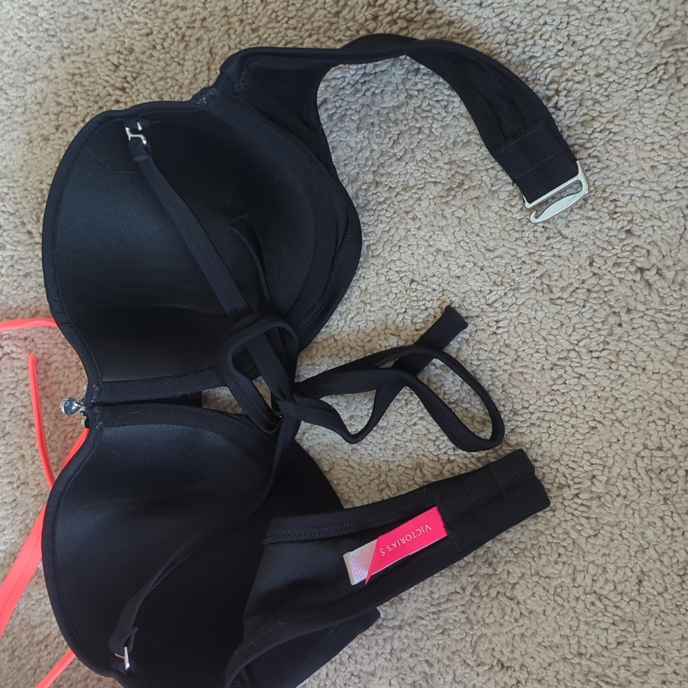 Victoria Secret Bikini Tops - Picture 7 of 7